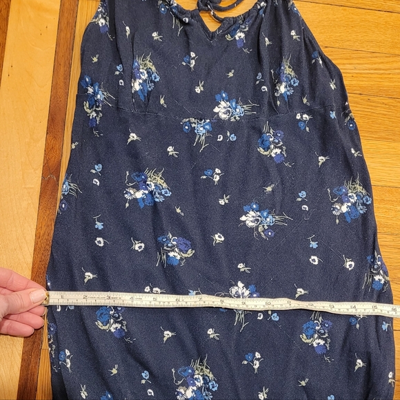 ROUJE DARIA DAINTY FLORAL NAVY DRESS - Picture 8 of 9